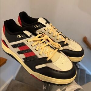 Adidas Men's Artillery 24 12M